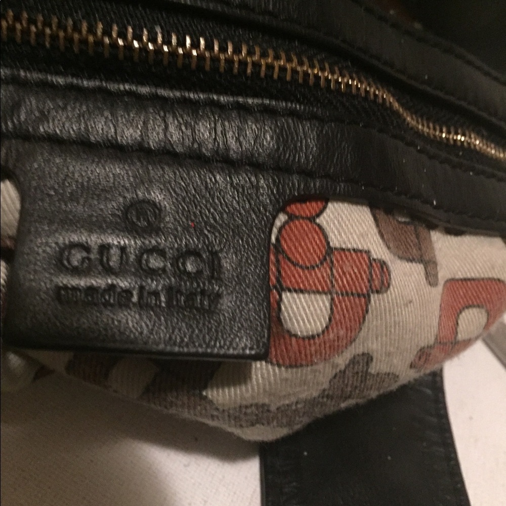 Gucci Authentic Vintage Hand Black LeatherMonogram - Picture 5 of 16